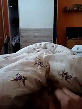 Snapshot of vena4 chatting on 02.28.26 vena4 online show from 02.28.26