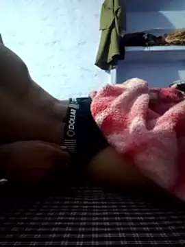 Sinewsex pussylove online show from 12.17.25