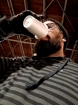 Snapshot of mak_bain chatting on 12.03.24 mak bain online show from 12.03.24