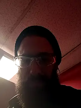 Snapshot of mak_bain chatting on 12.03.24 mak bain online show from 12.03.24