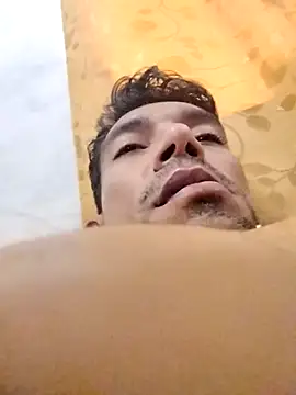 Snapshot of Alejandro11once1 chatting on 03.26.26 Alejandro11once1 online show from 03.26.26