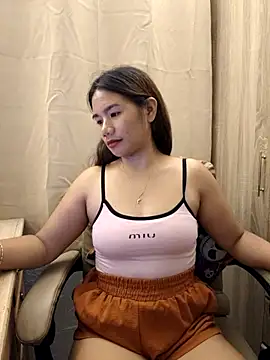 Kissy07 online show from 02.28.25