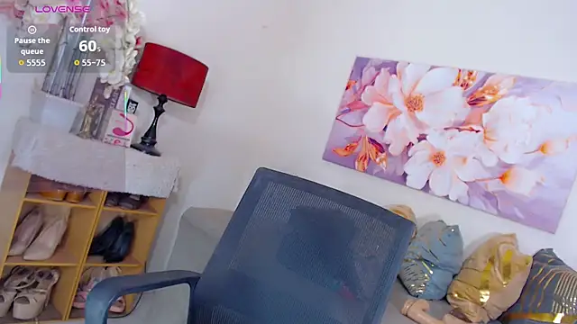 Snapshot of HugeCock_Savanna chatting on 01.16.26 HugeCock Savanna online show from 01.16.26