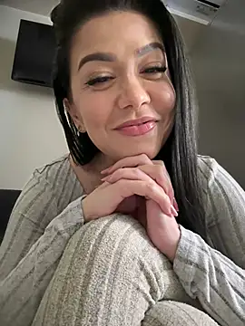 Snapshot of denise_k chatting on 12.23.24 denise k online show from 12.23.24