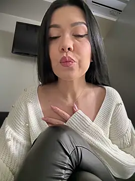 Snapshot of denise_k chatting on 01.06.25 denise k online show from 01.06.25