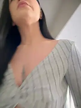 Snapshot of denise_k chatting on 01.12.25 denise k online show from 01.12.25