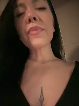 Snapshot of denise_k chatting on 01.31.25 denise k online show from 01.31.25