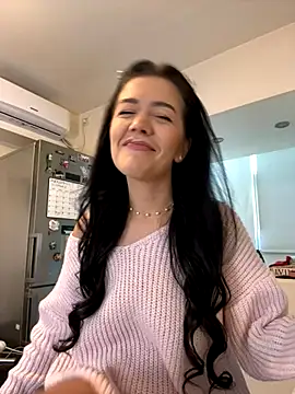 Snapshot of denise_k chatting on 10.05.25 denise k online show from 10.05.25