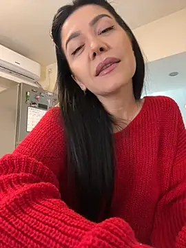 Snapshot of denise_k chatting on 10.18.25 denise k online show from 10.18.25