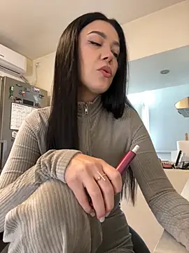 Snapshot of denise_k chatting on 10.25.25 denise k online show from 10.25.25