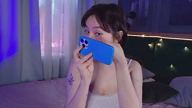 Snapshot of So_audrey chatting on 12.10.24 So audrey online show from 12.10.24