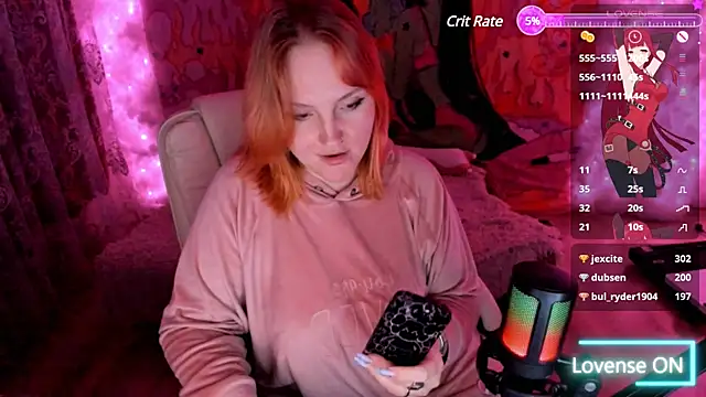 Snapshot of Samanta_Lux chatting on 12.18.24 Samanta Lux online show from 12.18.24