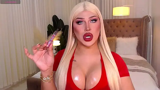 Your Majesty Tyra online show from 02.07.25