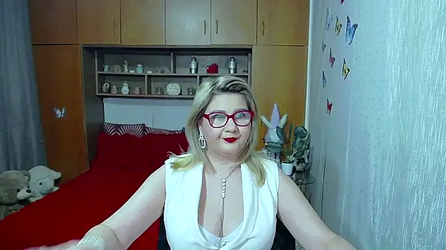 LucilleFenlys online show from 04.23.26