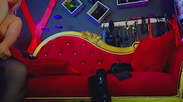 PerlaDivaio online show from 09.19.25