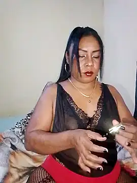 Snapshot of rosmery-navarro chatting on 09.13.25 rosmery-navarro online show from 09.13.25