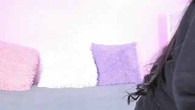 Snapshot of miss_soffi_ chatting on 09.13.25 miss soffi  online show from 09.13.25