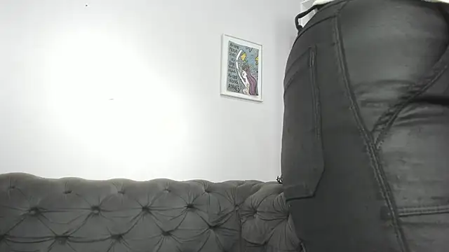 miss soffi  online show from 04.29.26