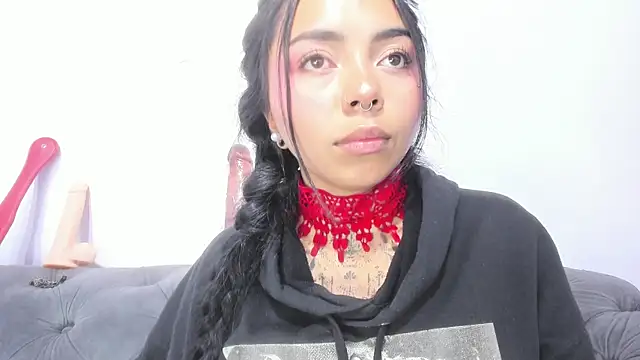 miss soffi  online show from 04.29.26