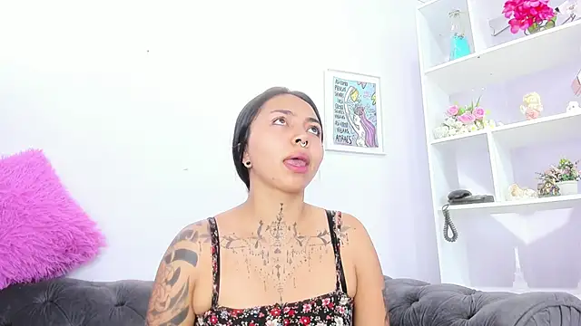 miss soffi  online show from 05.06.26