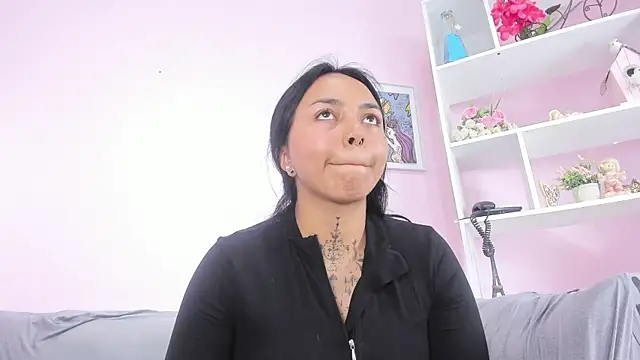 miss soffi  online show from 06.25.26