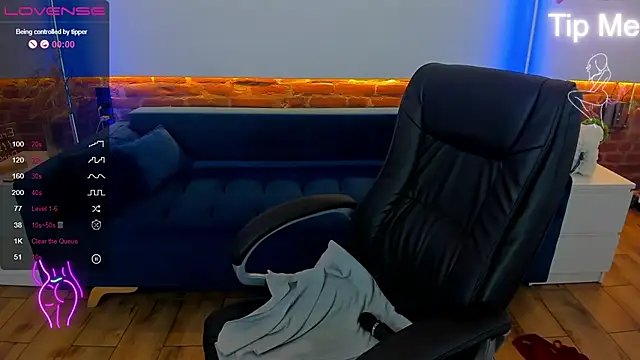 Kamilla Hot online show from 03.05.25