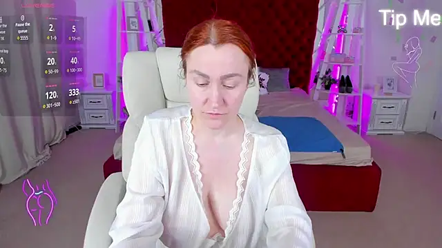 Snapshot of Kamilla_Hot chatting on 07.05.26 Kamilla Hot online show from 07.05.26