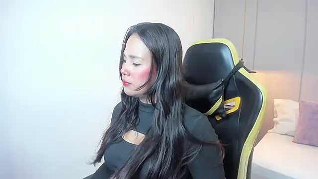 isabella florez online show from 04.24.26