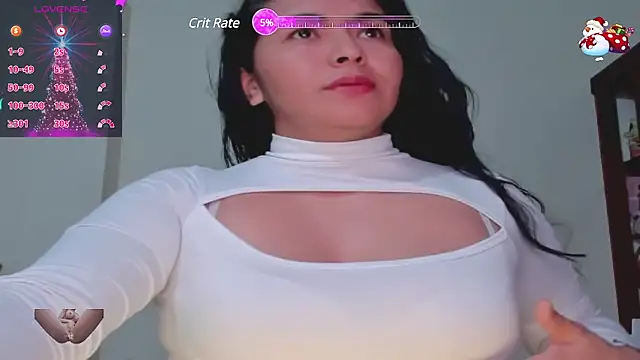 Snapshot of sophiie_93 chatting on 12.23.24 sophiie 93 online show from 12.23.24