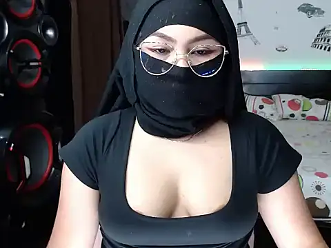 Hana    online show from 01.18.25