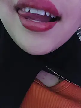 Snapshot of Hana___ chatting on 06.26.26 Hana online show from 06.26.26