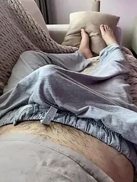 Snapshot of okanist chatting on 01.17.25 okanist online show from 01.17.25