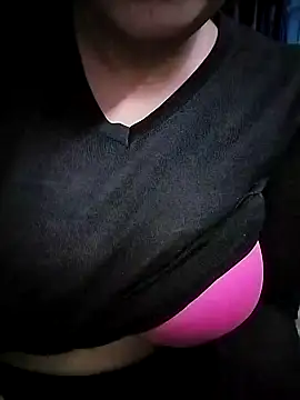 Snapshot of rekhabb123 chatting on 01.07.25 rekhabb123 online show from 01.07.25