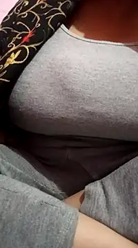 Snapshot of rekhabb123 chatting on 02.12.25 rekhabb123 online show from 02.12.25