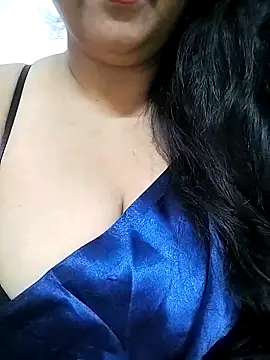 Snapshot of rekhabb123 chatting on 12.13.25 rekhabb123 online show from 12.13.25