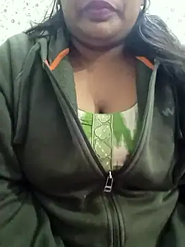 Snapshot of rekhabb123 chatting on 01.15.26 rekhabb123 online show from 01.15.26
