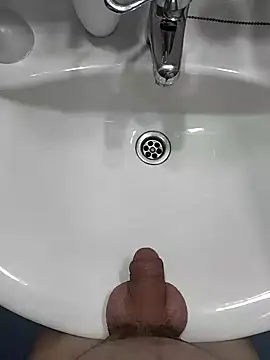 Snapshot of Latin_AssBreaker chatting on 01.28.25 Latin AssBreaker online show from 01.28.25