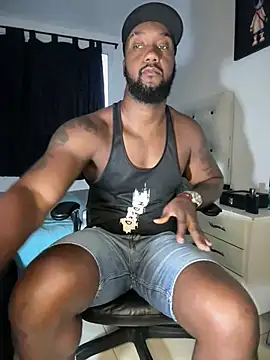 Snapshot of blackdrey18 chatting on 06.18.26 blackdrey18 online show from 06.18.26