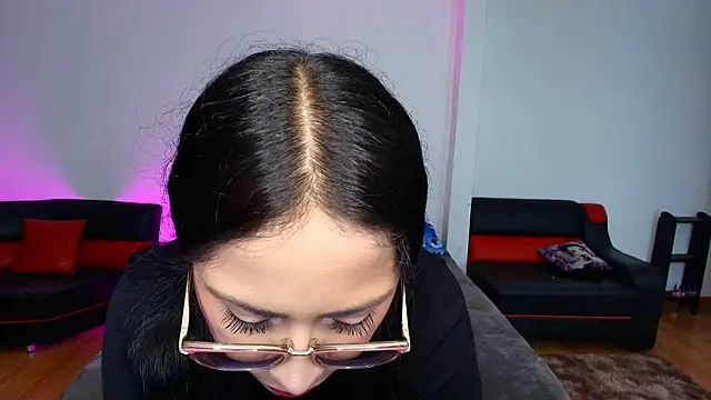 Snapshot of yesie_hot chatting on 02.28.26 yesie hot online show from 02.28.26