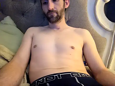 Snapshot of lewis7869 chatting on 03.01.26 lewis7869 online show from 03.01.26