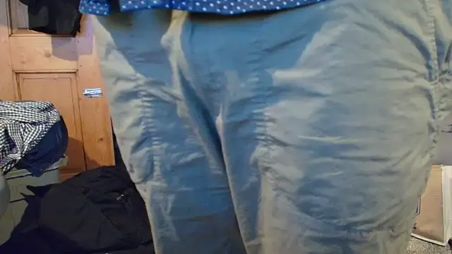 cumhungrybottom4u online show from 03.17.26