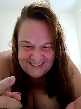 Yaya Mineira online show from 12.28.24