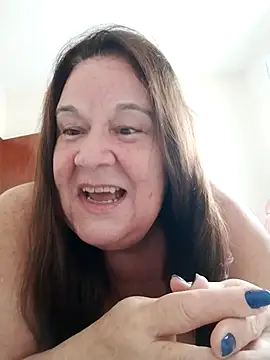 Yaya Mineira online show from 03.20.25