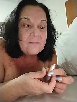 Yaya Mineira online show from 05.11.26