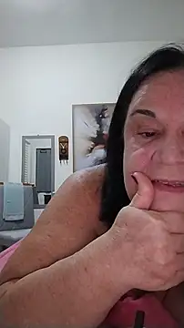 Yaya Mineira online show from 06.12.26
