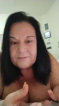 Yaya Mineira online show from 08.05.26