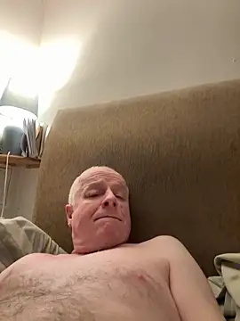 Snapshot of locallad88 chatting on 01.22.25 locallad88 online show from 01.22.25