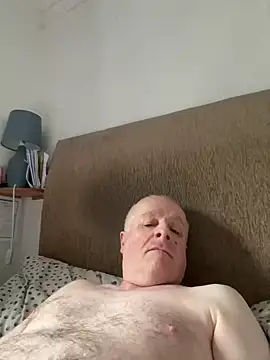 Snapshot of locallad88 chatting on 01.31.25 locallad88 online show from 01.31.25