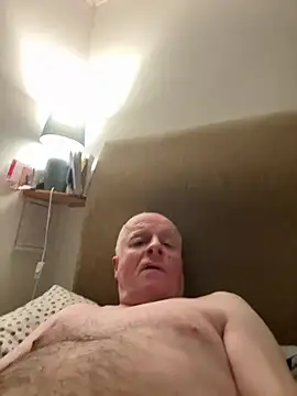 Snapshot of locallad88 chatting on 02.02.25 locallad88 online show from 02.02.25