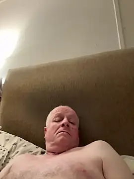 Snapshot of locallad88 chatting on 02.15.25 locallad88 online show from 02.15.25